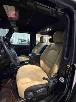 جیپ رانگلەر